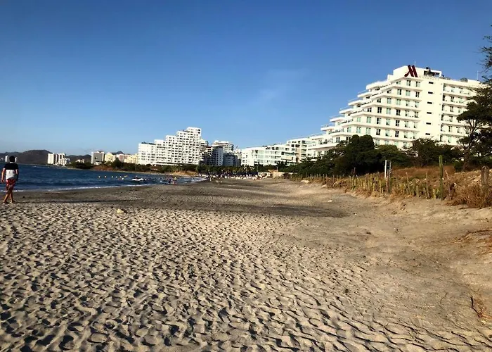 Hostal Isabella Santa Marta 