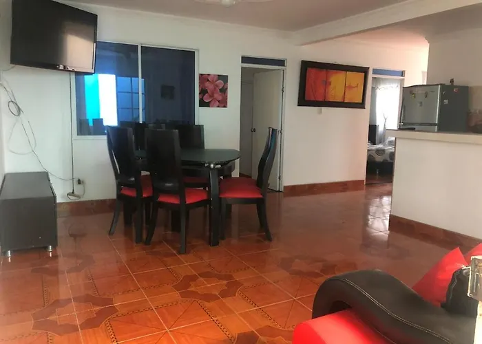 Hostal Isabella Santa Marta 